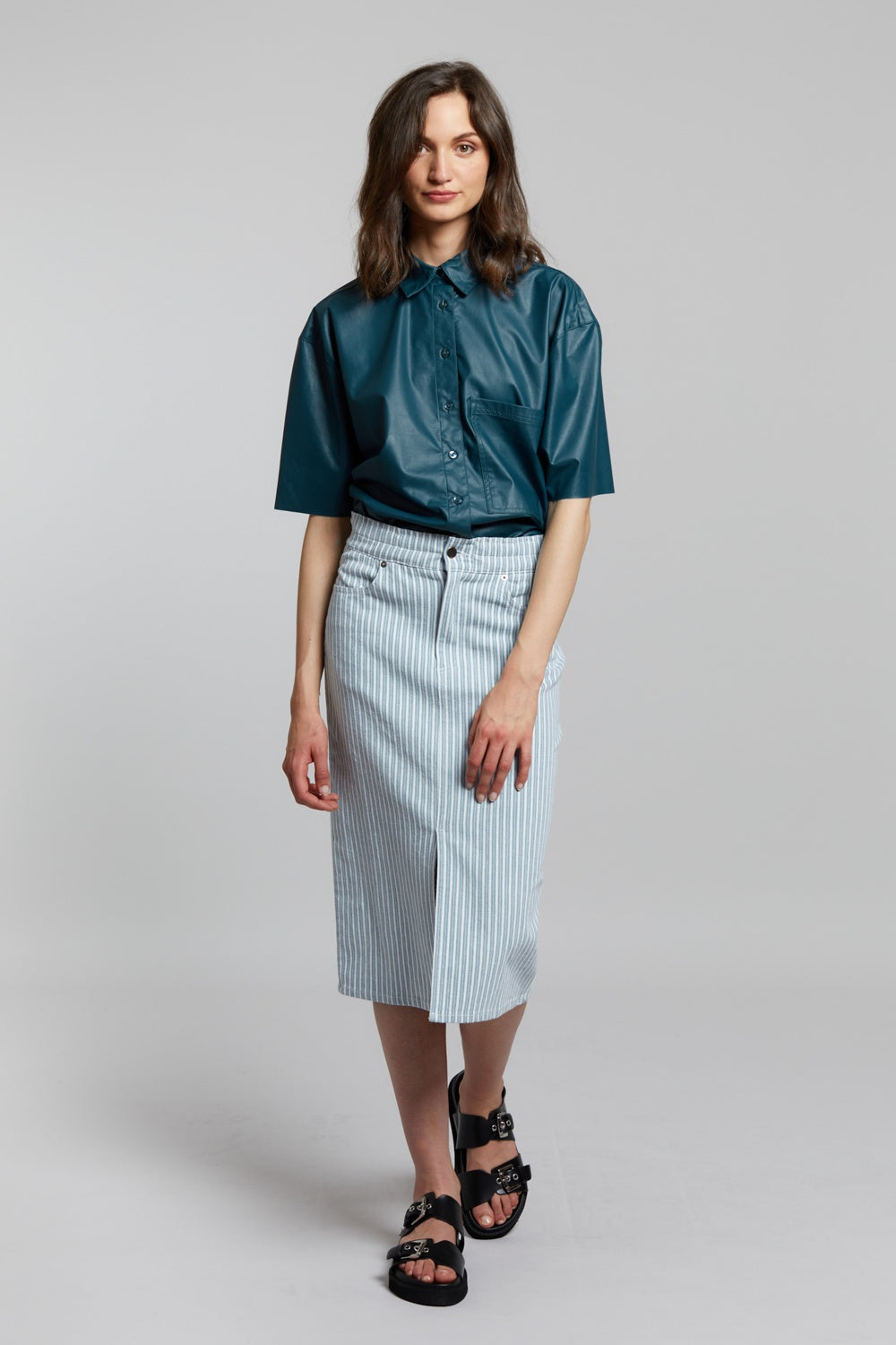 LIGHT BLUE