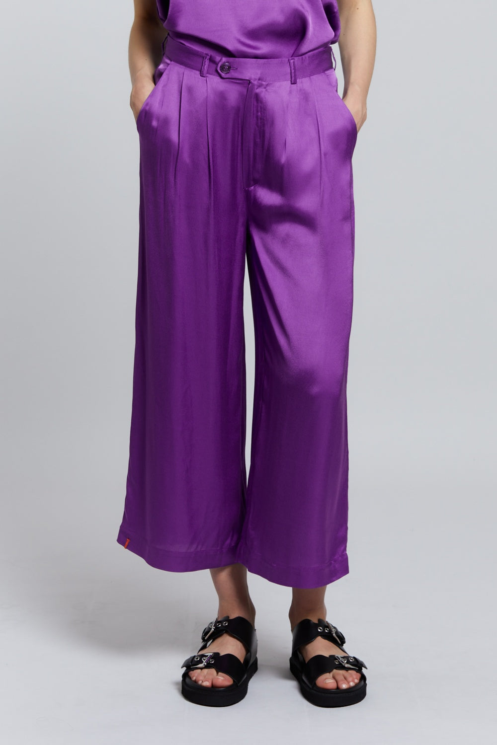VIOLET