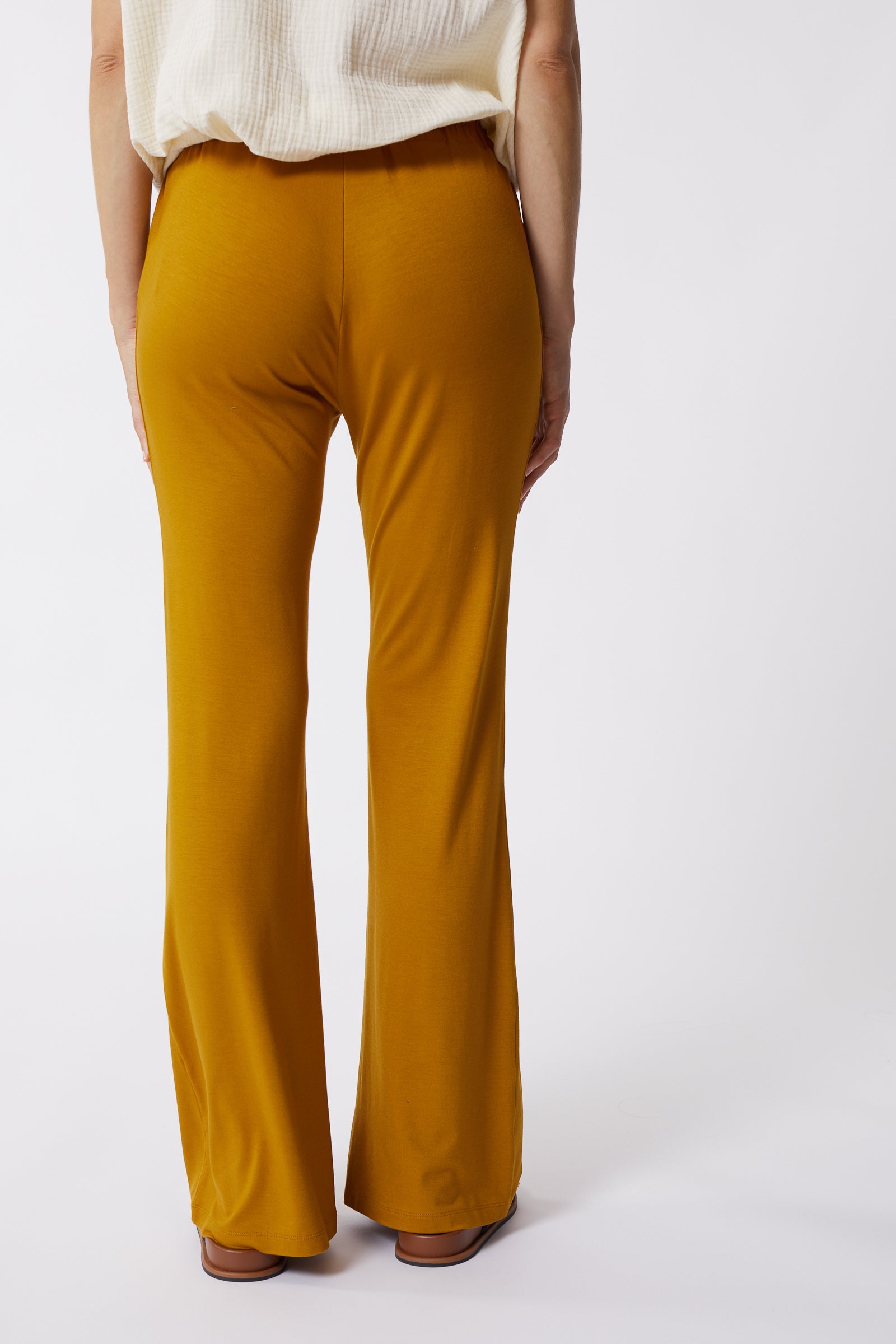 Pantalon MAX E26