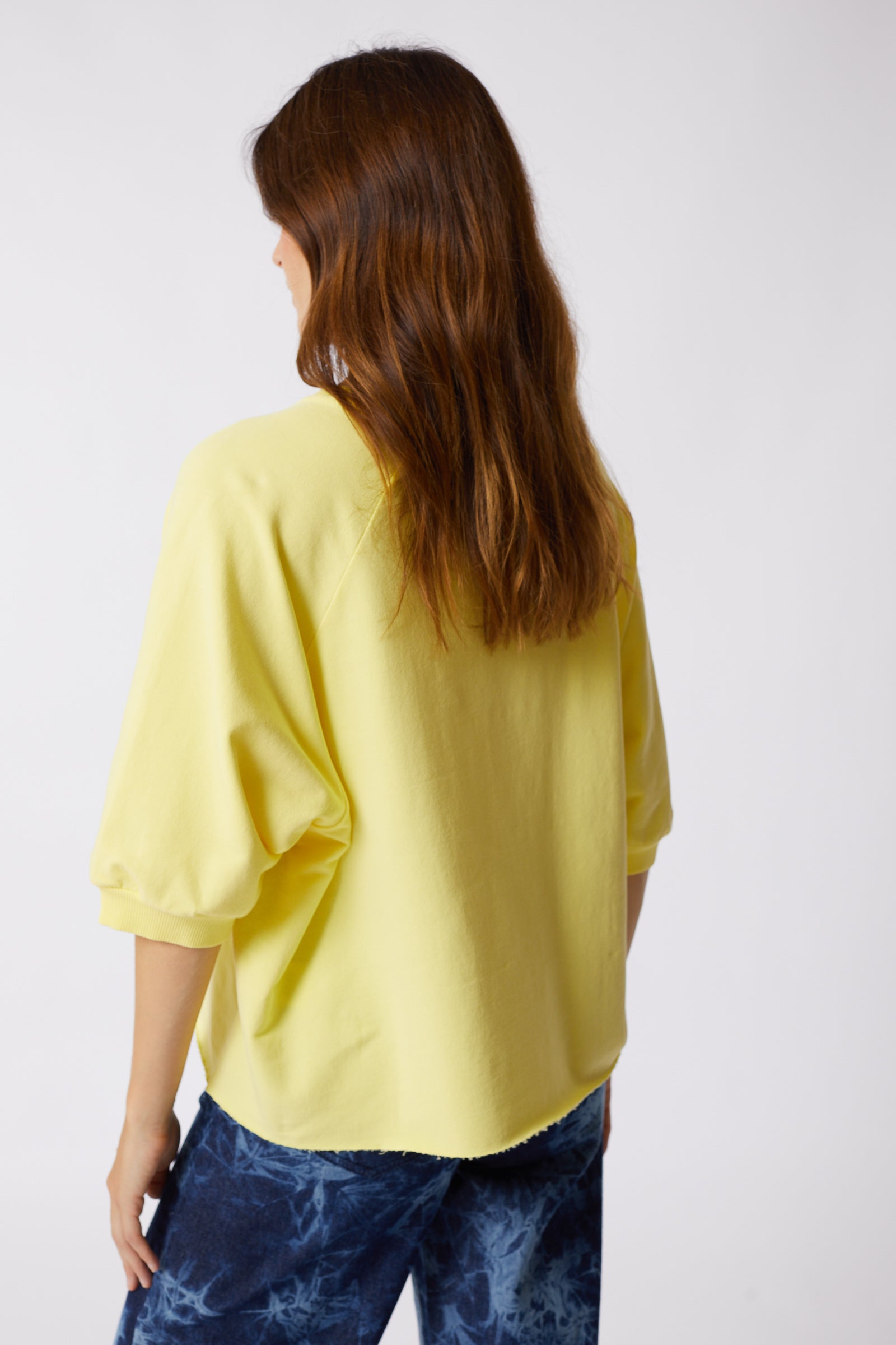 Top JAEL E26