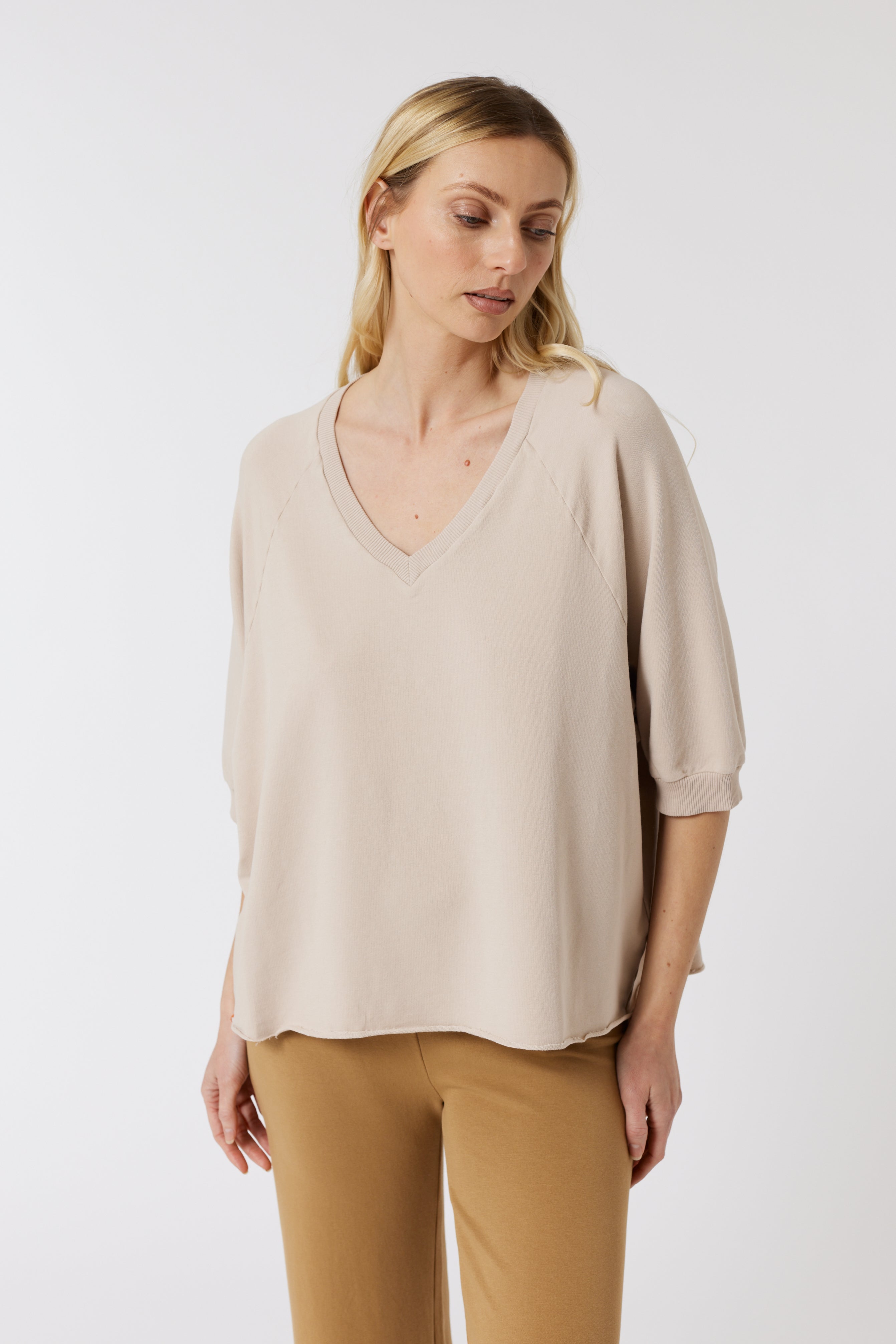 Top JAEL E26