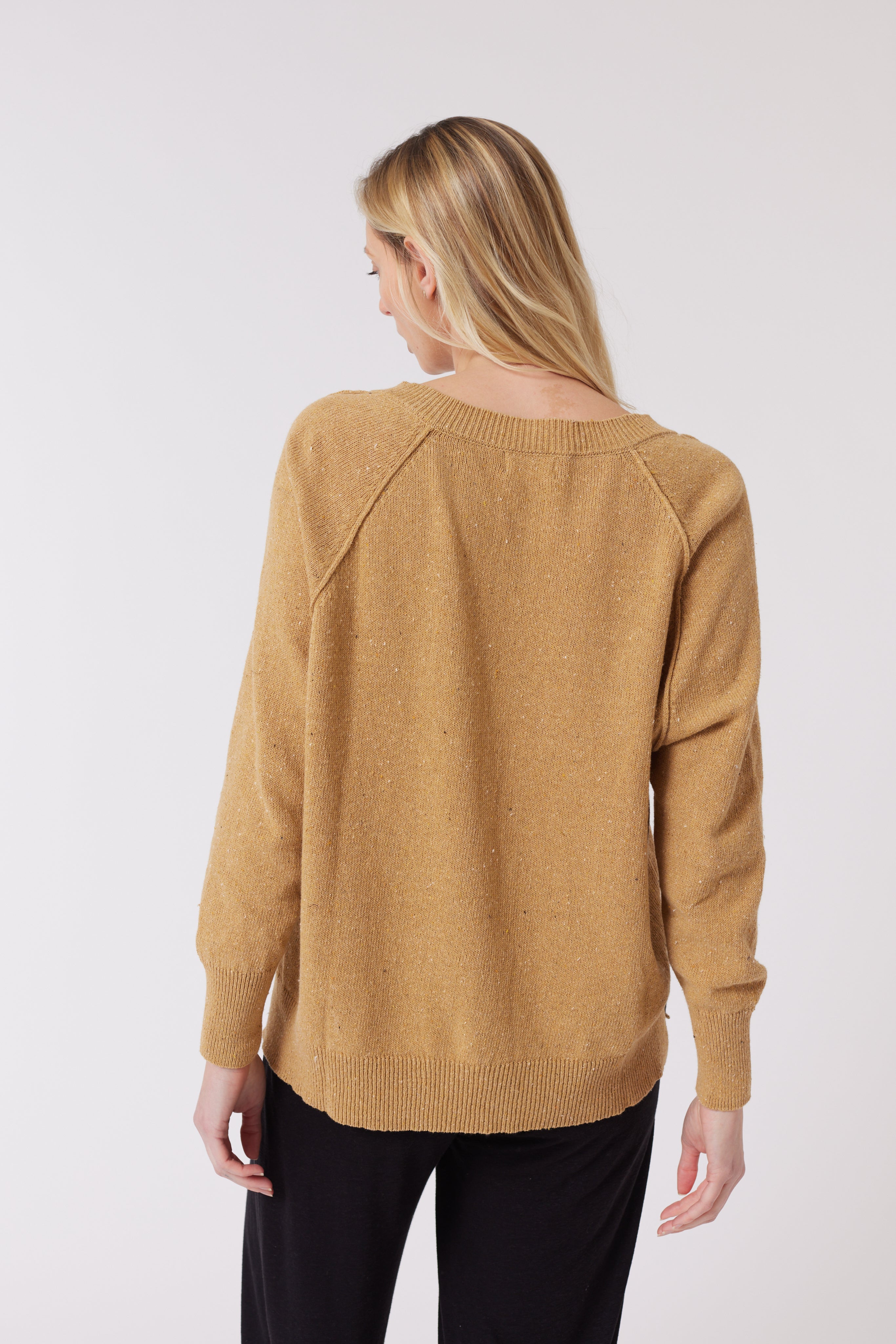 CLEO E26 Sweater