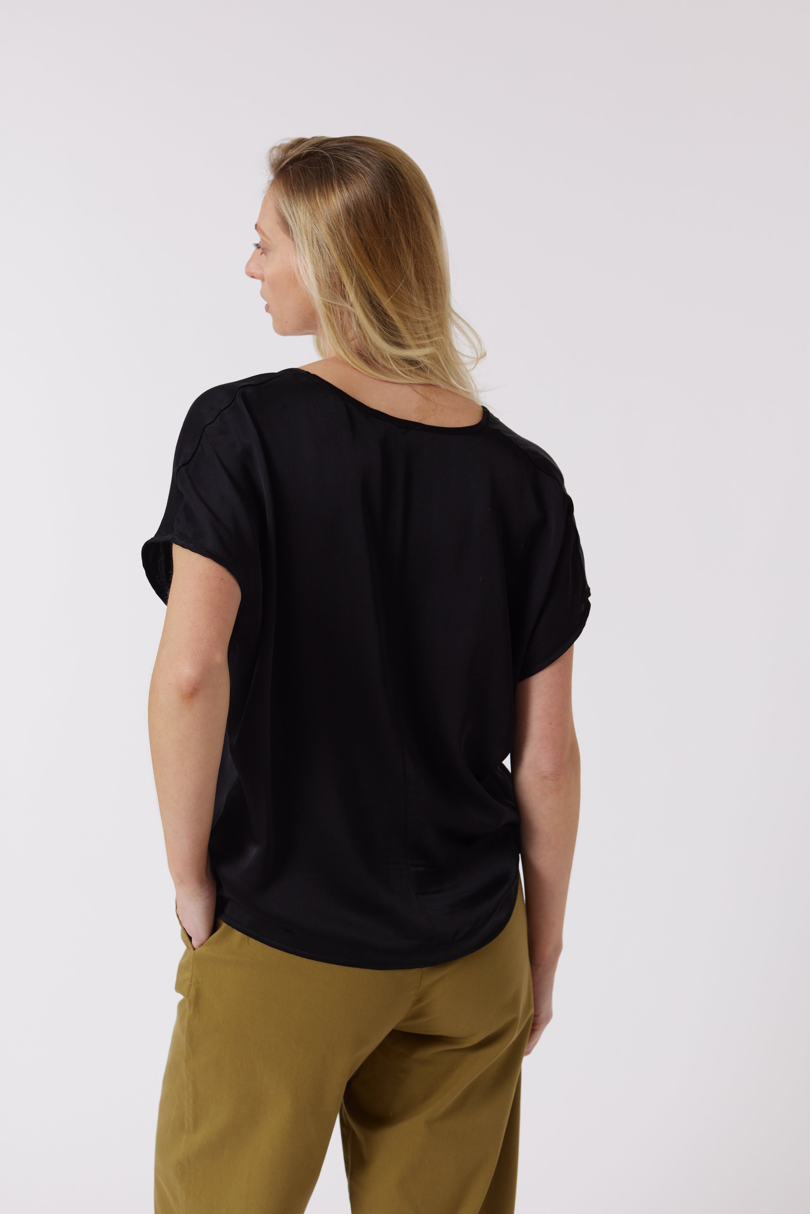 Top ELIE E26