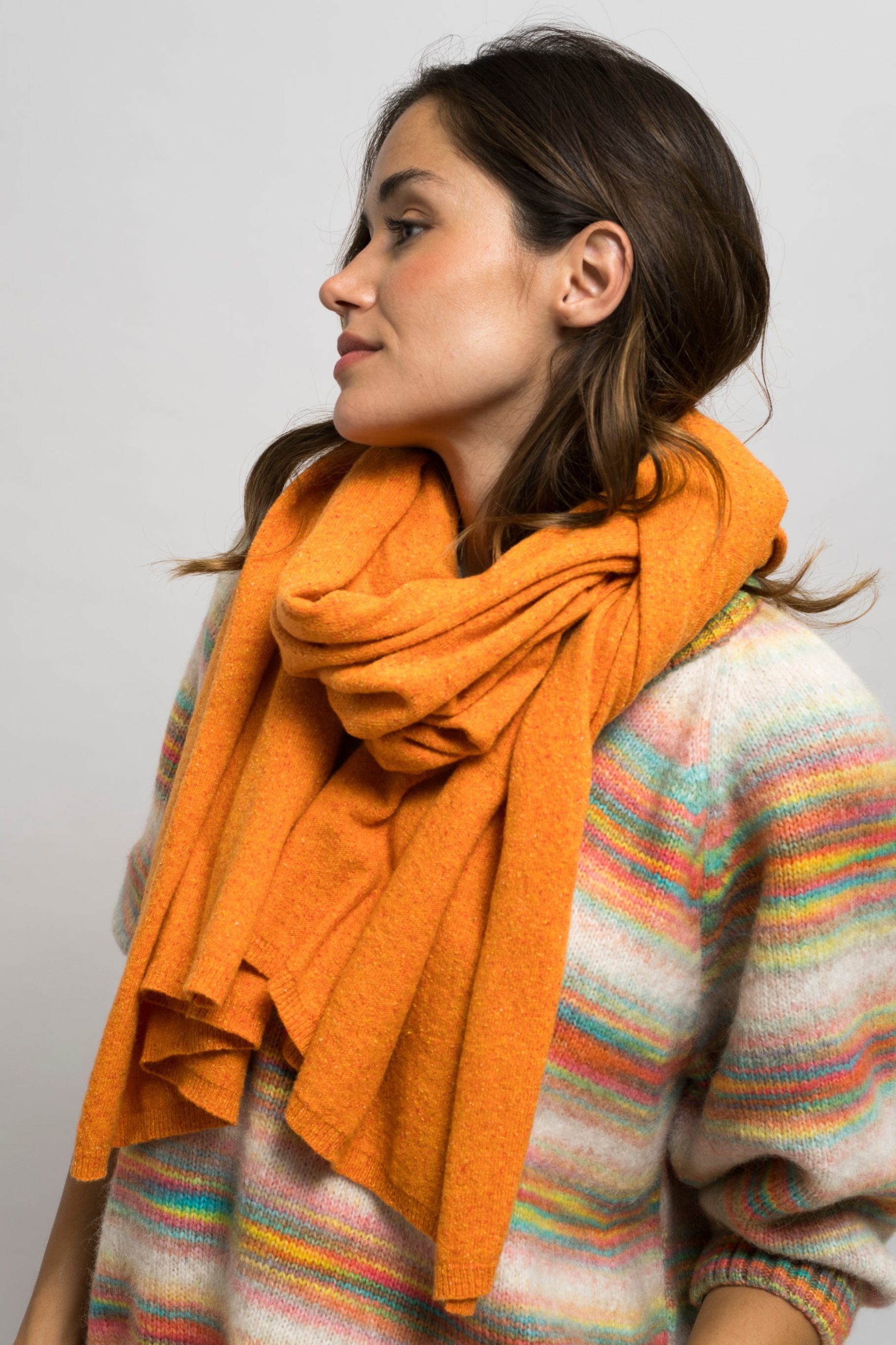 SCARF ÉCHARPE H24