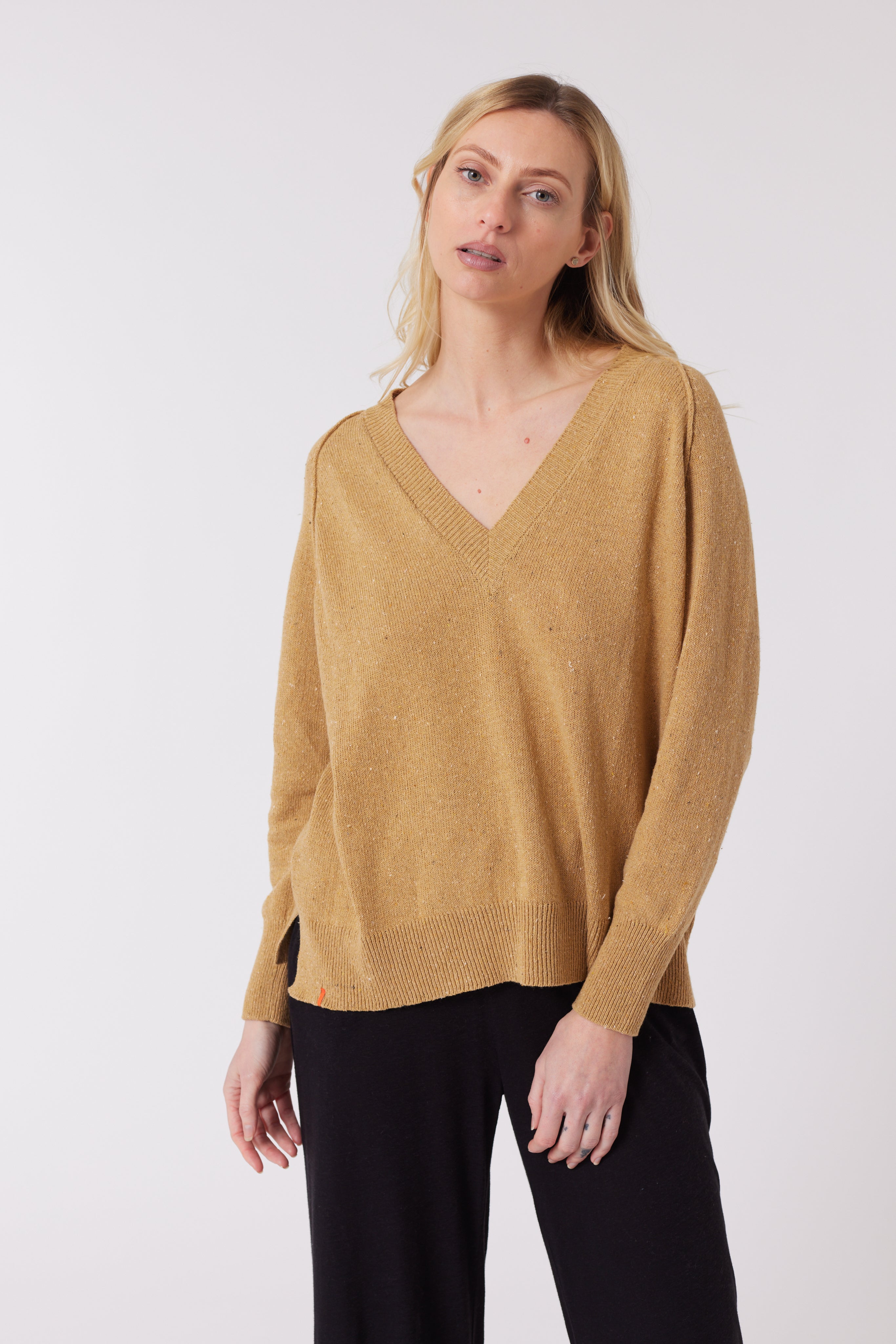 CLEO E26 Sweater